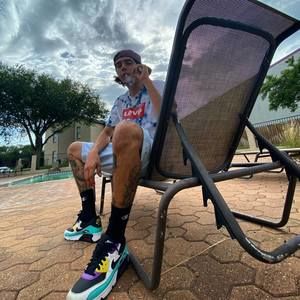 Meet your Posher, Deat